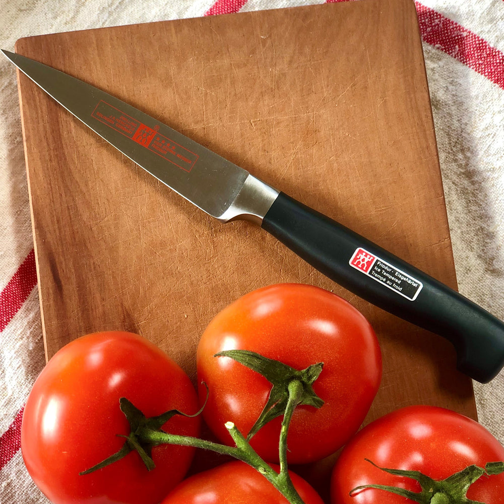 
                
                    Load image into Gallery viewer, Henckels kitchen Paring/Utility Knife
                
            